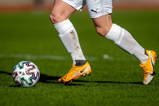 露了几个明 露了几个明